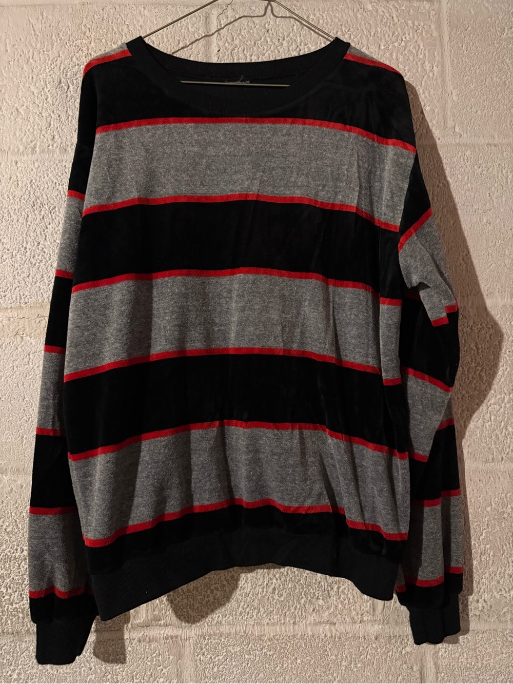 Striped 80s velour crewneck in Black, Gray & Red